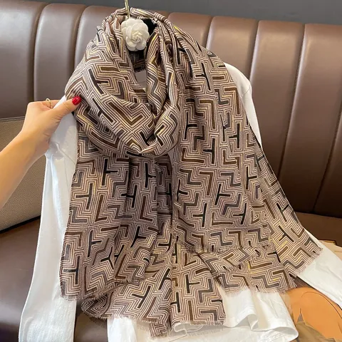 Bufanda de Mujer Vintage con Patrón de Laberinto Geométrico Lujo Dorado Suave Cálido Chal Borla Envoltura Grande Elegante Otoño Invierno