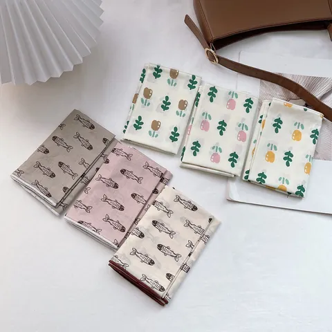 Damen Baumwolle Leinen Quadratischer Schal Blumen Fisch Druck Kopftuch Leichtes Halstuch Mode Haarband Dekoratives Tuch