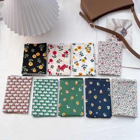 Pañuelo Cuadrado para Mujer Vintage con Estampado Floral y Geométrico Satin de Poliéster Accesorios Ligeros para el Cuello