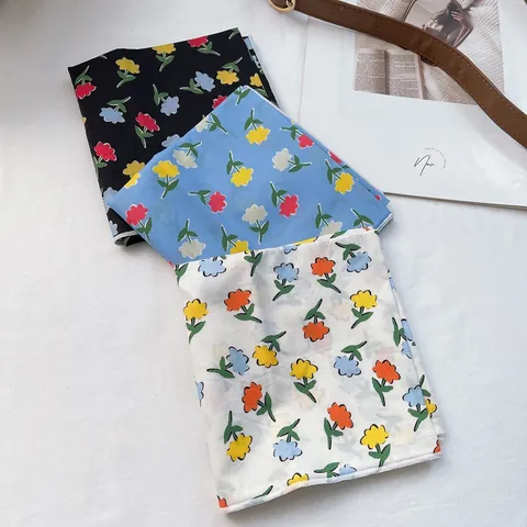 Japanischer Stil Vintage Blumen Quadratischer Schal Für Damen Polyester Satin Dekoratives Kopftuch Halstuch Haarband Accessoire