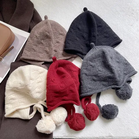 Women Winter 100% Wool Knit Earflap Beanie Hat With Large Pompoms Warm Thick Cable Knit Tie-up Skull Cap For Girls