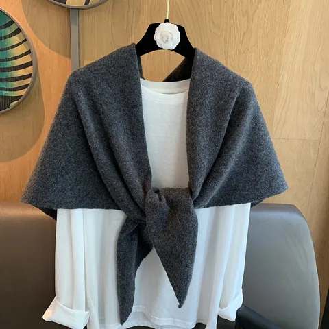 100% Wolle Strick Dreieck Schal Für Damen Winter Warm Weich Einfarbig Elegant Nackenschutz Großer Omslagdoek Accessoire