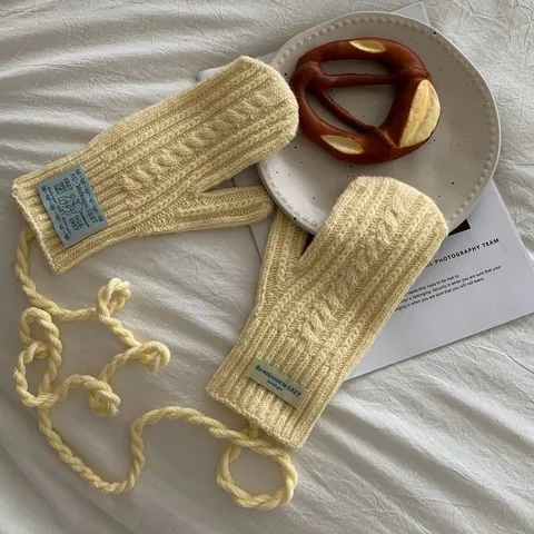 Women Cute Korean Style Knitted Mittens Cable Knit Warm Winter Gloves With Neck Hanging Strap Thick Soft Woolen Mittens