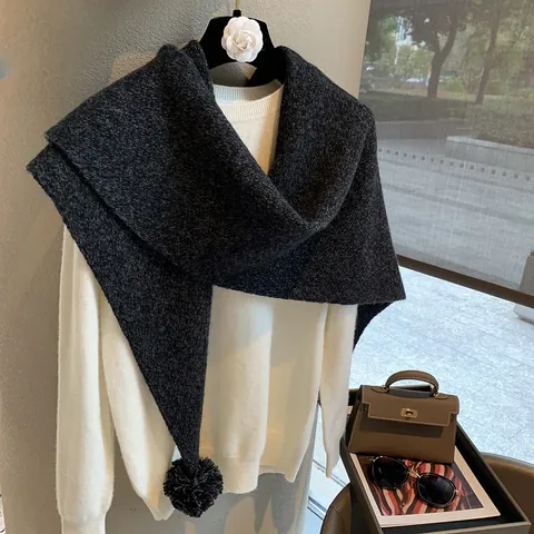 Chall de Punto Triangular de 100% Lana Para Mujer Con Pompones Bufanda Cálida de Invierno Elegante Estilo Retro Color Mezclado