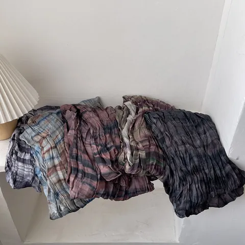 Damen Vintage Plissee Baumwolle Schal Künstlerisch Verlauf Batik Lang Schal Falten Warm Halswickel Für Frühling Herbst