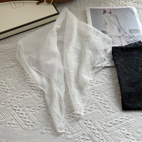 Pañuelo Cuadrado Vintage con Bordado Floral de Encaje Elegante Pañuelo de Malla Versátil Bufanda para Mujer Accesorio