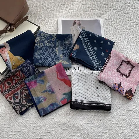 Vintage Satin Square Scarf Women Floral Bear Paisley Print Elegant Neck Head Scarf For Hair Bag Handle Fashion Decoration