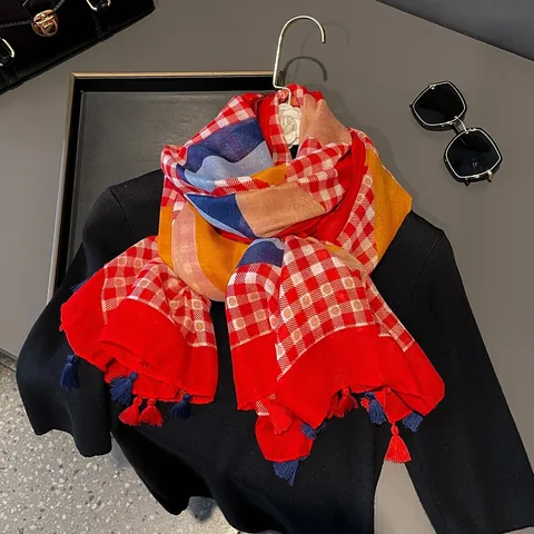 Sciarpa da Donna in Stile Etnico Vintage in Cotone Leggera a Quadri Geometrica Patchwork Scialle Con Nappine Rosso Blu Multicolore