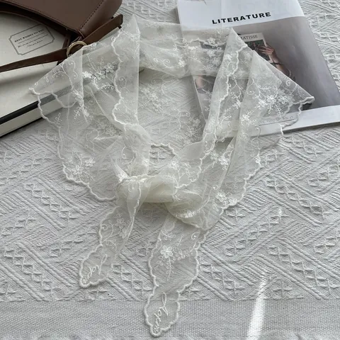 Fazzoletto Triangolare Cotone Pizzo Ricamo Floreale Dolce Pastorale Donna Fascia Capelli Traforata Bordo Ondulato Per Vacanze