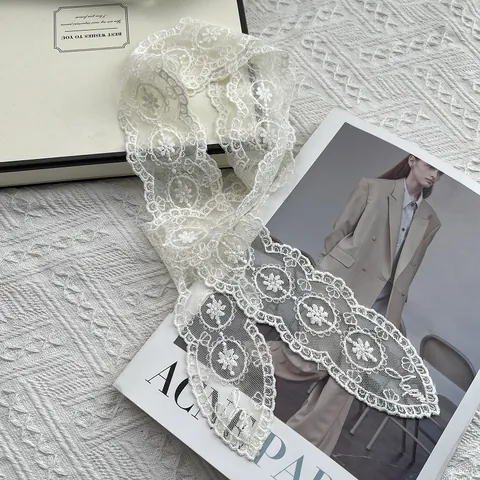 Franse Vintage Kant Bloemenborduurwerk Smalle Sjaal Dames Elegante Geschulpte Rand Haarband Zoet Gaas Halsdoek Accessoire