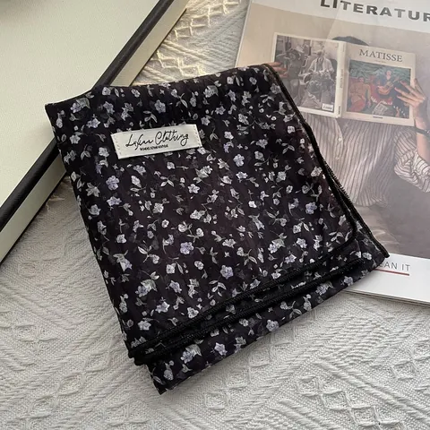 Foulard Quadrato in Stile Coreano Con Stampa Floreale da Donna Leggero Foulard in Poliestere Satin Vintage Fascia Decorativa