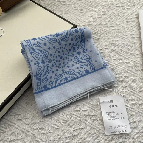Women Vintage Paisley Pattern Square Scarf Satin Feel Bandana Cotton Neck Scarf Lightweight Breathable Head Wrap Soft Decorative Scarf