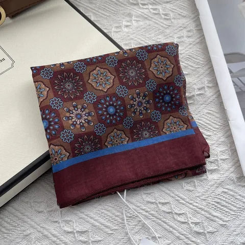 Vintage Totem Printed Square Scarf For Women Bohemian Floral Pattern Satin Feel Fashion Neck Scarf Bandana Accessory
