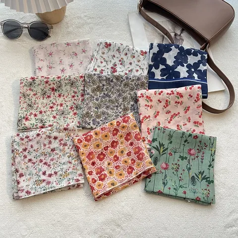Japanisches Blumen Baumwollmischung Viereckiges Tuch Süß Retro Blumendruck Kopftuch Dünn Sonnenschutz Halstuch Damen Urlaub Accessoire