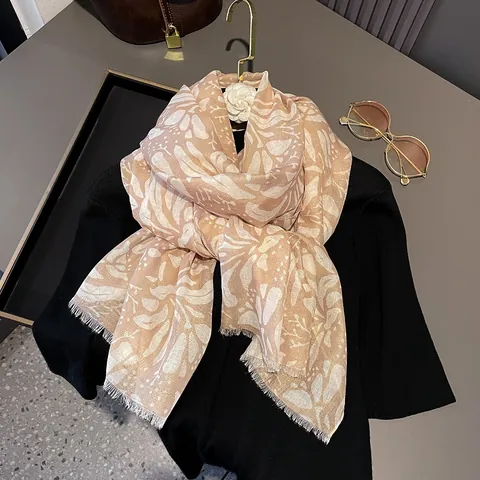 Bufanda de Mezcla de Algodón Retro para Mujer Chal Ligero Con Estampado Floral de Hojas y Flecos para Playa Verano