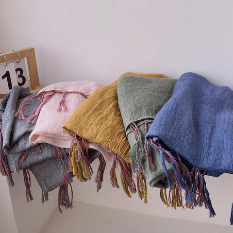 Women Minimalist Cotton Linen Feel Tassel Scarf Oversized Sun Protection Shawl Crinkle Texture Beach Gauze Scarf Lightweight Wrap