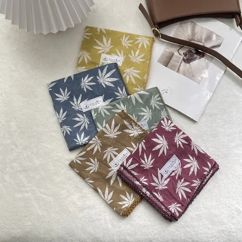 Women Vintage Leaf Print Cotton Square Scarf With Lace Trim Decorative Neck Scarf Fashion Headscarf Hair Band Accessory