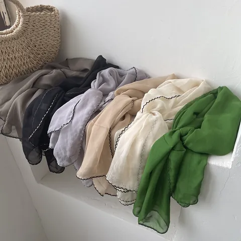 Sottile Sciarpa in Chiffon a Tinta Unita per Donna Effetto Raso Protezione Solare Cravatta Bordo Ondulato Piccola Sciarpa Decorativa per Ufficio Quotidiano Viaggi