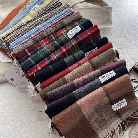 Bufanda de 100% Lana para Mujeres Hombres Invierno Cálido Suave Retro Británico Pata de Gallo Borlas Chal Calentador de Cuello Regalo