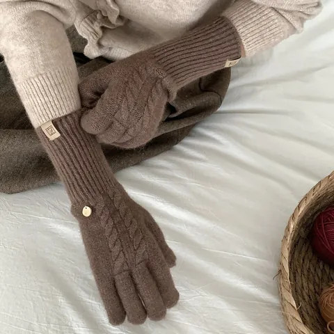 Women Winter Warm Knitted Gloves Acrylic Wool Blend Cable Knit Touch Screen Gloves Solid Color Ribbed Cuff Mittens