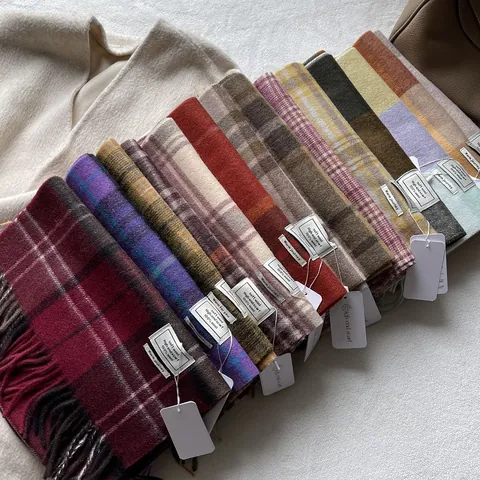 Korean Chic Plaid Cashmere Scarf For Women Soft Warm Winter Tassel Shawl Wrap Elegant Long Neck Warmer Everyday Fashion