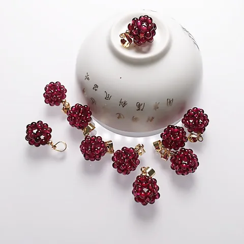 Natural Garnet Woven Sphere Pendant Handmade Berry Shape Gemstone Jewelry Findings For Women Rose Red Wine Red Elegant Accessory