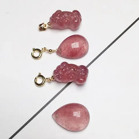 Ciondolo in Natural Quarzo Fragola Rosso Sangue di Piccione Senza Catena Pi Xiu Forma a Goccia d'Acqua per Gioielli Fai da Te Donna