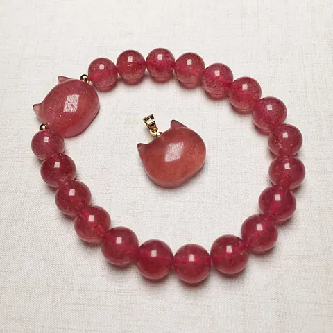 Natural Strawberry Quartz Bracelet Cute Cat Head Pendant 14K Gold Filled Handwoven Red Rope Adjustable Jewelry For Women