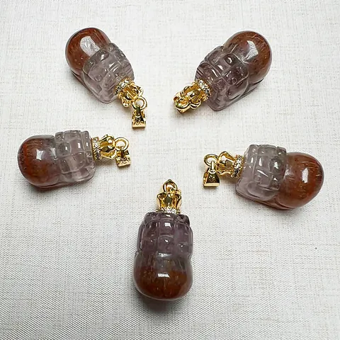 Pendentif PiXiu en Cristal Super Seven Aurora Naturel pour Femme Avec Bélière en Plaqué Or Bijoux