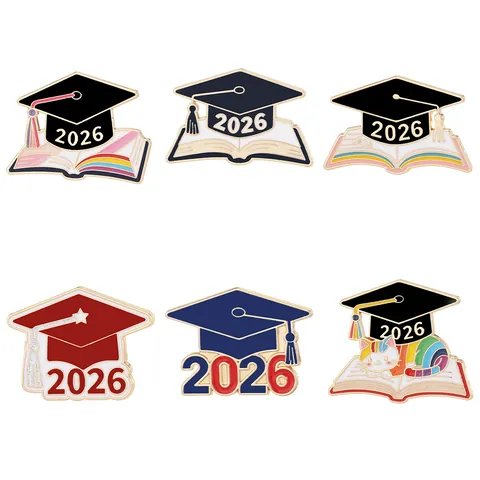 2026 Περίοδος Αποφοίτησης Καρφίτσα Σμάλτου από Κράμα Καπέλο Αποφοίτησης Βιβλίο Γάτα Ουράνιο Τόξο Αναμνηστική Καρφίτσα