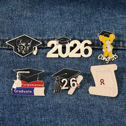 2026 Graduation Season Commemorative Enamel Brooch Pin Zinc Alloy Bachelor Hat Bear Scroll Graduate Jewelry For Unisex