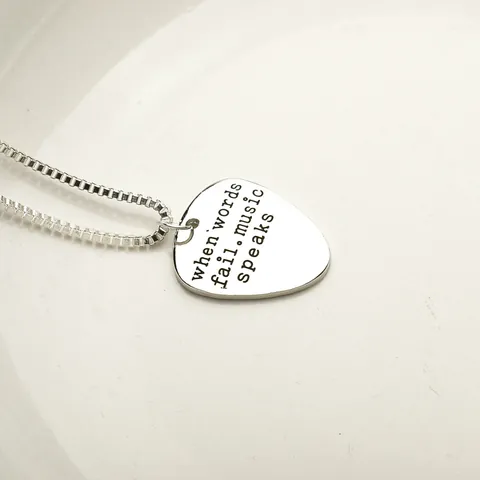 Music Speaks Guitar Pick Pendant Necklace Inscribed Inspirational Quote Alloy Jewelry Snake Chain For Men Women Gift