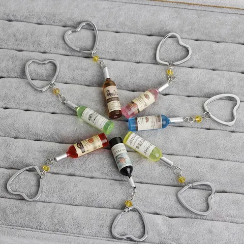 Portachiavi Creativo a Forma di Bottiglia di Vino in Miniatura Anello in Metallo a Cuore Ciondolo per Borsa in Resina Accessori Regalo per Donna