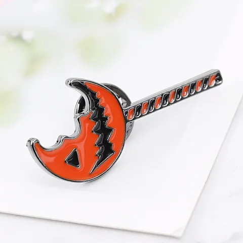 Halloween Enamel Brooch Creative Pumpkin Crescent Moon Lollipop Badge Funny Alloy Jewelry Pin For Party Costume Decoration