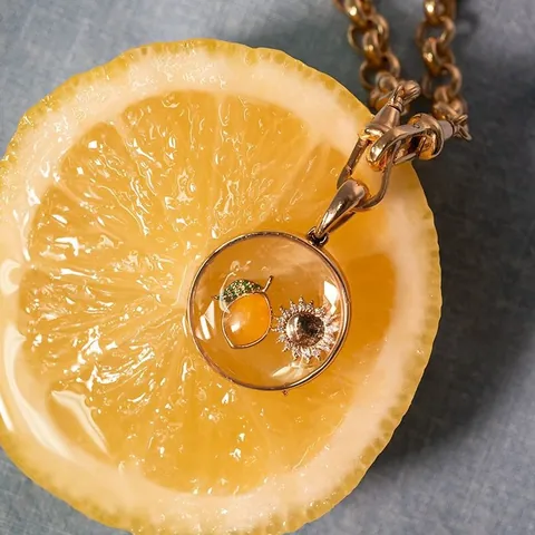 Collier Médaillon Flottant en Cuivre Plaqué Or 18K pour Femme Pendentif en Verre Zirconium Bijoux Personnalisés Cadeau
