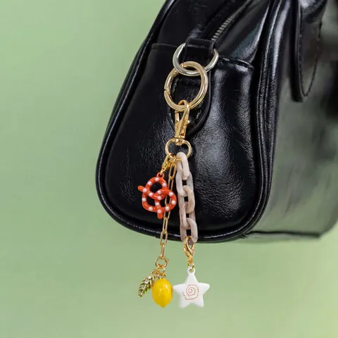 18K Verguld Koperen Tasbedel Sleutelhanger Met Gekleurde Kralen Fruit Bloem Hanger Voor Vrouwen Mode Tas Accessoires Decoratie