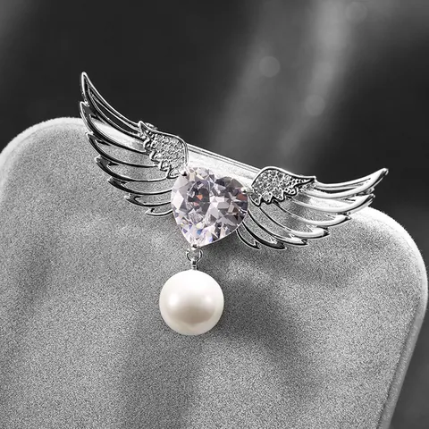 Broche de Alas de Ángel Corazón Strass Perla Artificial Elegante Alfiler de Aleación Zirconia Corazón Para Mujeres Joyería de Boda Banquete