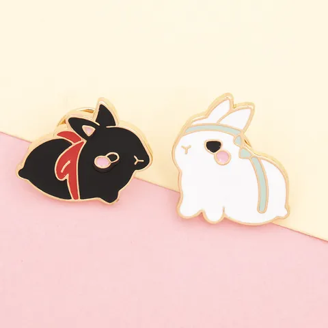 Süße Cartoon Hase Emaille Brosche Pin Set Für Damen Paar Legierung Tier Abzeichen Schwarz Weiß Hase Reversnadel Kleidung Schmuck