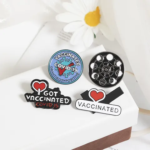 Creative Medical Series Vaccinated Memorial Badge Alloy Enamel Brooch Pin For Clothes Backpack Hat Unisex Jewelry