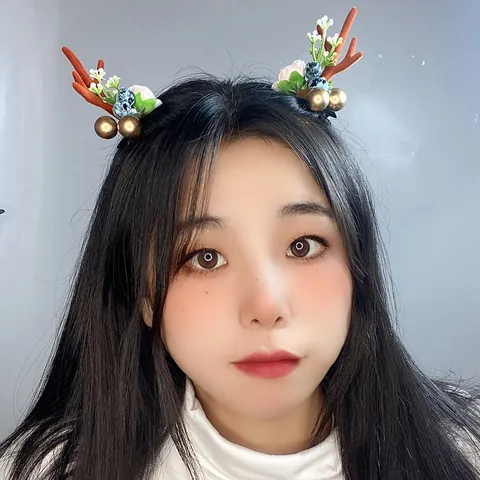Christmas Reindeer Antler Hair Clips Headbands For Women Girls Cute Reindeer Ears Floral Berries Hair Accessories Party Gift