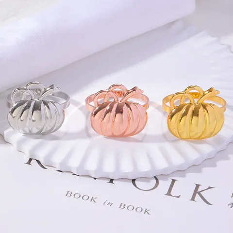 Vintage Alloy Pumpkin Napkin Rings Halloween Thanksgiving Maple Leaf Metal Napkin Holder For Harvest Table Decoration