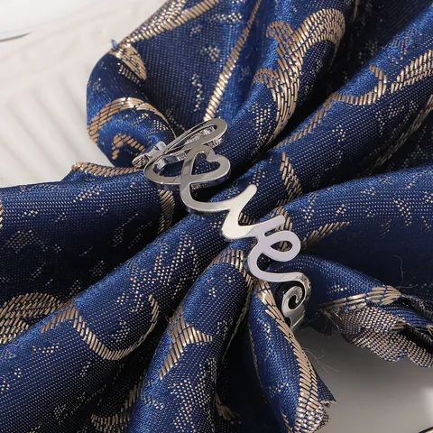 Love Letter Heart Shape Metal Napkin Rings Gold Silver Alloy Napkin Buckle For Valentine's Day Wedding Dining Table Decor