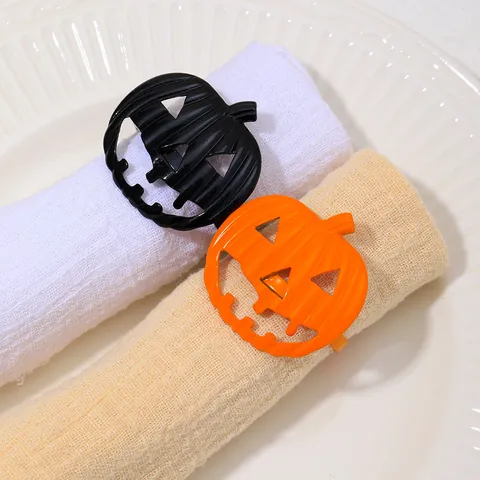 Anelli Portatovaglioli Zucca di Halloween in Legno Jack-O-Lantern Fibbia Portatovaglioli Cava per Decorazione Tavola Hotel
