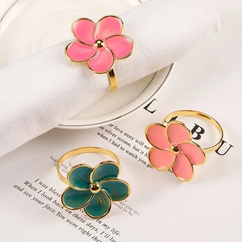 Alloy Enamel Five Petal Flower Napkin Rings Gold Plated Floral Napkin Buckles For Wedding Hotel Western Restaurant Table Decoration