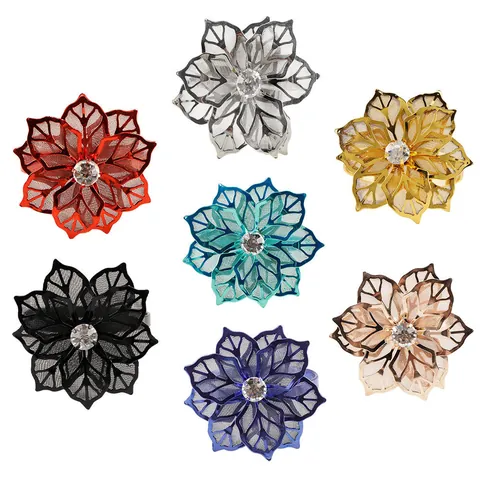 Hollow Flower Alloy Napkin Rings With Rhinestone Center Elegant Metal Napkin Holder For Wedding Banquet Hotel Table Decor