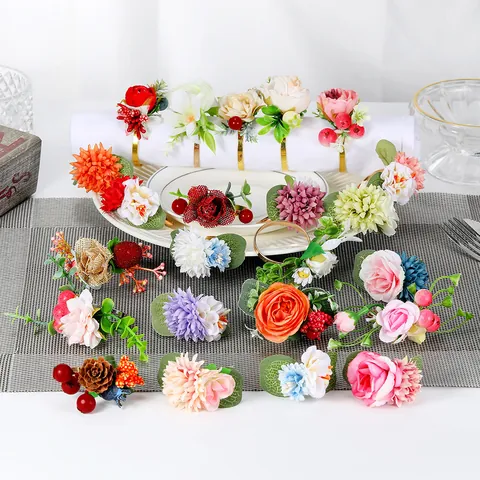 Artificial Flower Napkin Rings Christmas Berries Pine Needle Rose Floral Napkin Holders For Wedding Banquet Table Decoration