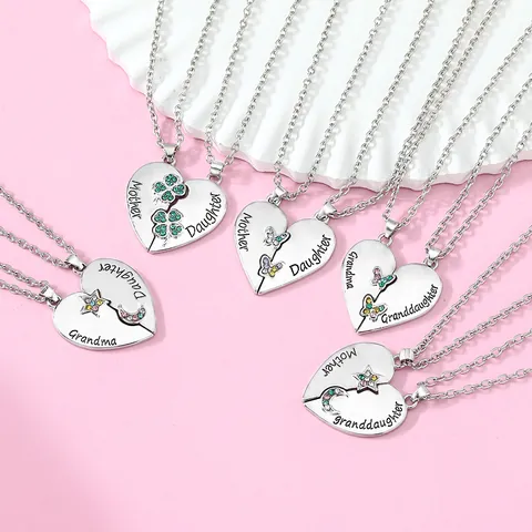 Creative Heart Puzzle Pendant Necklace Mother Daughter Grandma Granddaughter Alloy Rhinestone Butterfly Clover Pattern Jewelry Gift