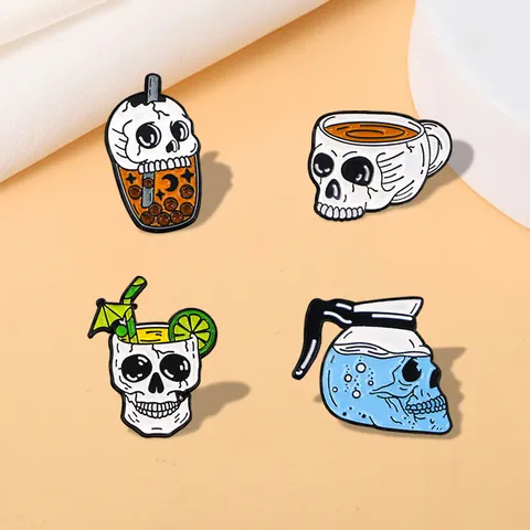 Broches de Esmalte de Calavera Divertidos Creativos Punk Gótico Calavera Taza de Café Cóctel Bubble Tea Broches Insignia Halloween Joyería Regalo