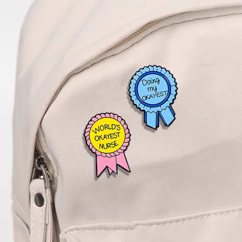 Humorous Award Medal Enamel Pin Zinc Alloy Cartoon Ribbon Brooch Funny Quote Nurse Gift For Backpack Clothing Decoration