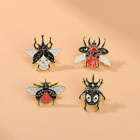 Gothic Insect Enamel Brooches Alloy Beetle Skull Heart Brain Pattern Gold Black Badges Halloween Costume Jewelry Unisex Gift